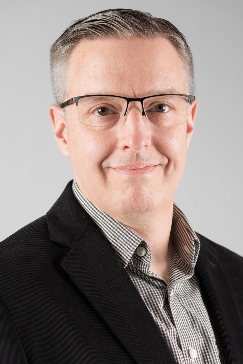 Portrait of Daniel Henstra